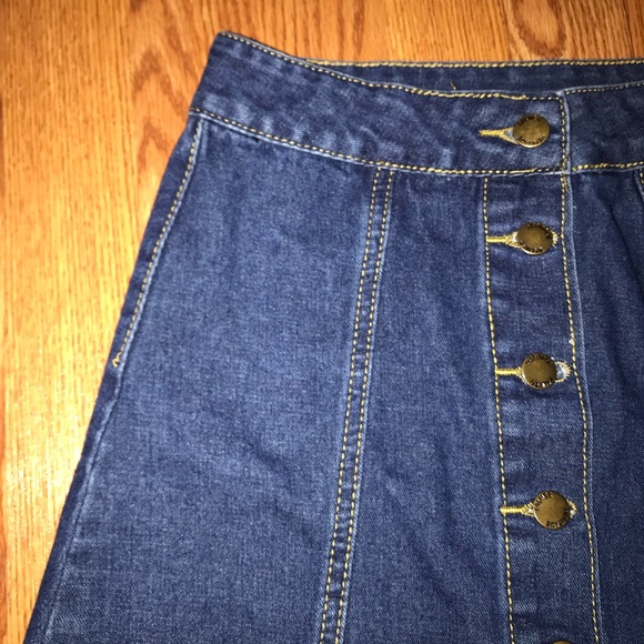 UO Button Up Denim Skirt - Picture 2 of 3